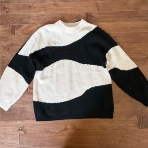 H&M KNIT SWEATER